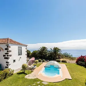 https://el-posito.in-canary-islands.com
